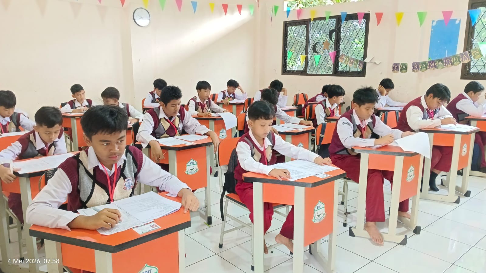 Ruang kelas SDIT Al-Ummah
