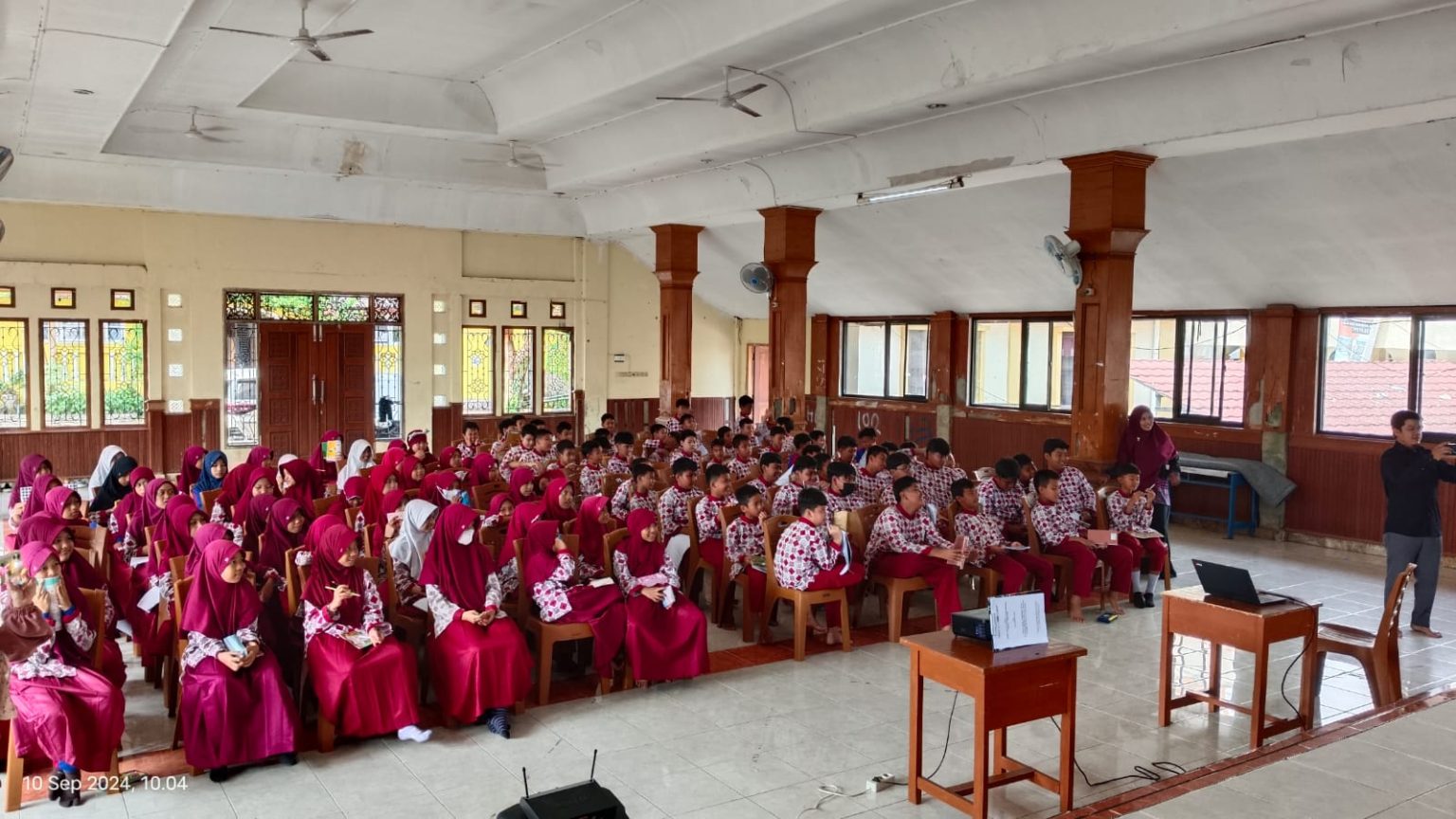 Kegiatan murid SDIT Al-Ummah